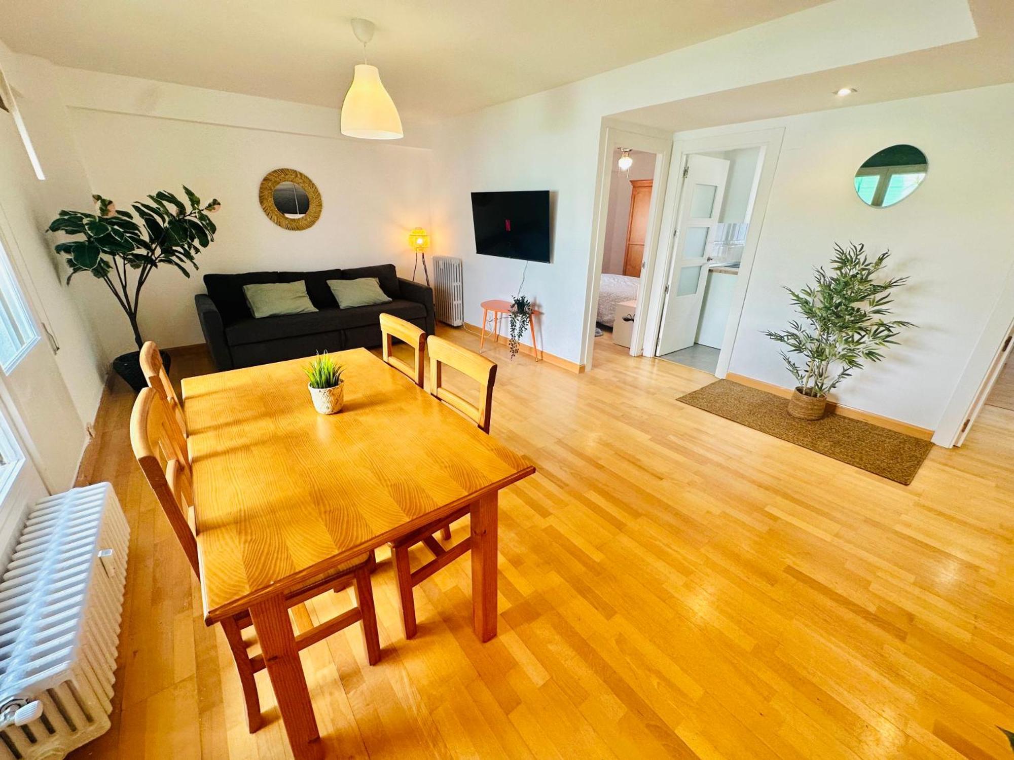 La Ibiza Del Pilar Apartment ซาราโกซา ภายนอก รูปภาพ